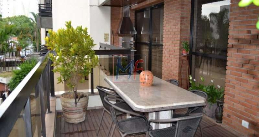 Lindo apto alto padrão, Real Parque ,  246 m²,3 suítes ( uma máster com closet , vista ´para a piscina) , lavabo,  semi  mobiliado , dep. empregada , 4 vagas. Lazer. REF 7655