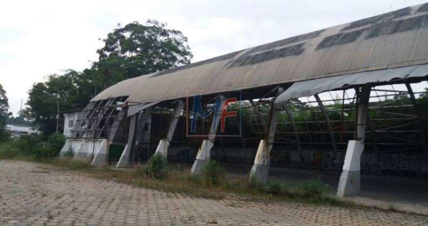 REF 8.641- Excelente terreno  em Cotia com 15.203 m², sendo 208 metros do eixo da Raposo Tavares KM 26, Testada 84 mts. Aceita permuta.
