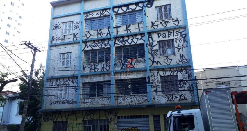 Ótimo Prédio com 525 m² e 1417 a.c.  Frente: 12 m, com 21 aptos , 3 pavimentos , Zoneamento Z3  no Ipiranga. Estuda propostas. REF 10.007