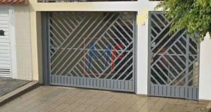 REF 12.381  Excelente Sobrado no bairro Parque Marajoara, com 4 dorms( 1 suíte) com banheira e varanda, 6 vagas e 239 m² de A.C.