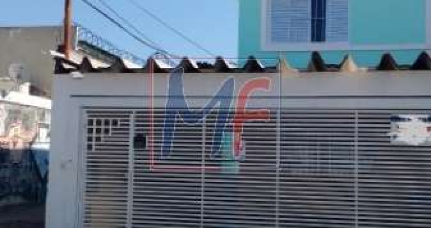 REF: 13.321 - Excelente sobrado de esquina no bairro Parque Maria Luiza, com 3 dormitórios, banheiros, quintal nos fundos, 2 vagas, 150 m².