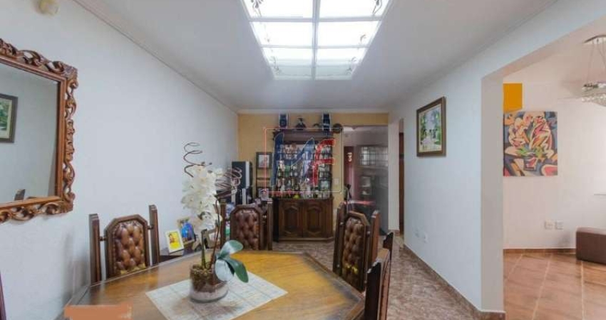 REF: 14.419 - Lindo sobrado  no bairro Jardim Brasília com 400 m² 6 quartos (2 suítes), armários embutidos, piscina e churrasqueira, 5 vagas.