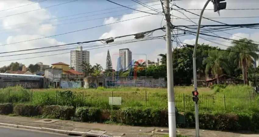 Excelente terreno  com 2.041 m²,  3 frentes, no bairro: Butantã. Zon.: ZCOR-2/ Fundos ZER-1. Estuda proposta. REF: 11.672