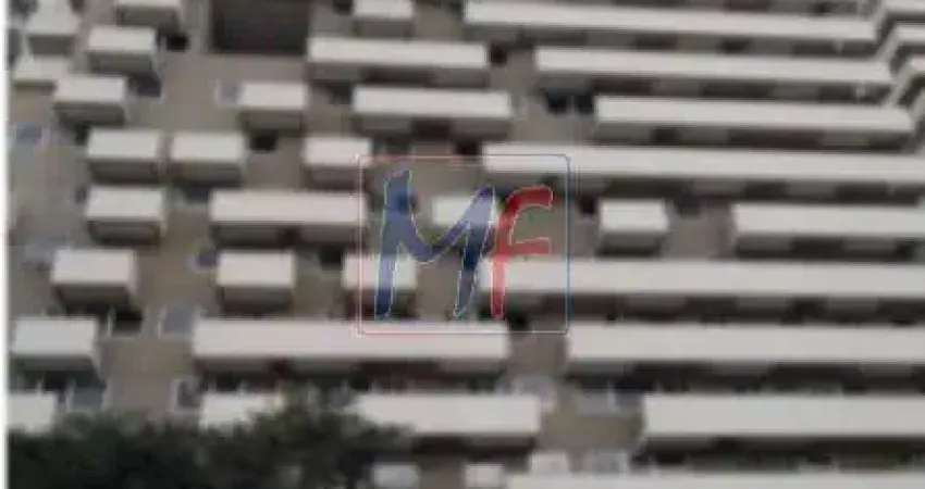 Sala Comercial no bairro Vila Mariana, com 31 m² a.u., sacada, 2 banheiros, 1 vaga, próx. as estações Ana Rosa e Vila Mariana. REF. 14.747