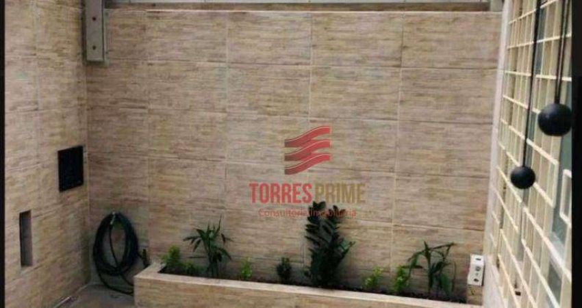 Sobrado com 3 dormitórios à venda, 100 m² por R$ 860.000,00 - Encruzilhada - Santos/SP