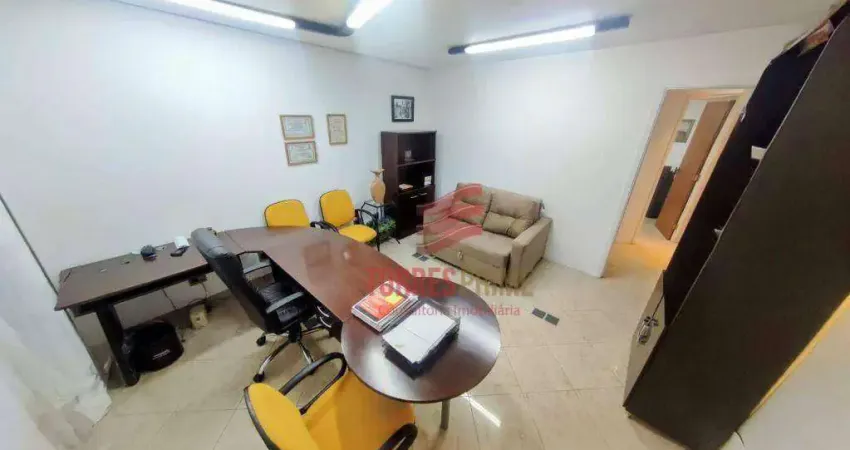 Sala comercial com 3 salas para alugar na Rua Bittencourt, Vila Nova, Santos