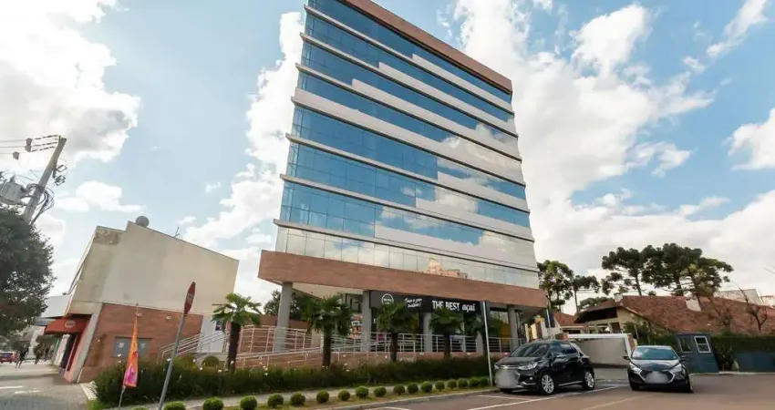 Sala Comercial 118,63 área útil Centro São José dos Pinhas com 2Vagas Sacada Elevador Portaria 24 horas.