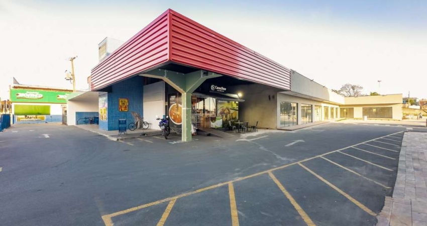 Loja em Supermercado para alugar, 35.10 m2 por R$1990.00  - Guaraituba - Colombo/PR