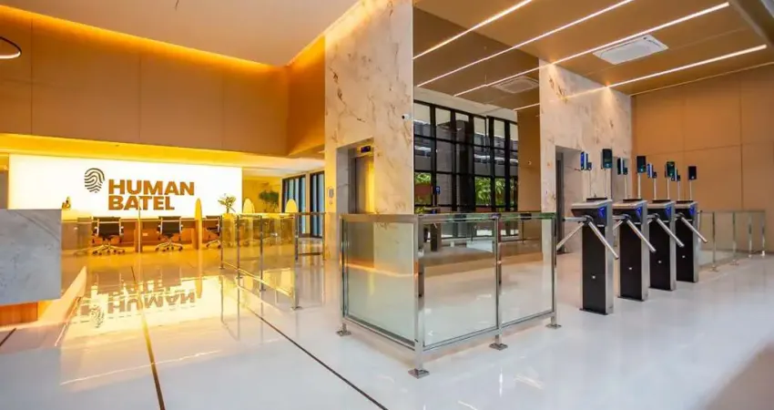 Sala comercial para alugar na Rua Doutor Pedrosa, 313, Centro, Curitiba