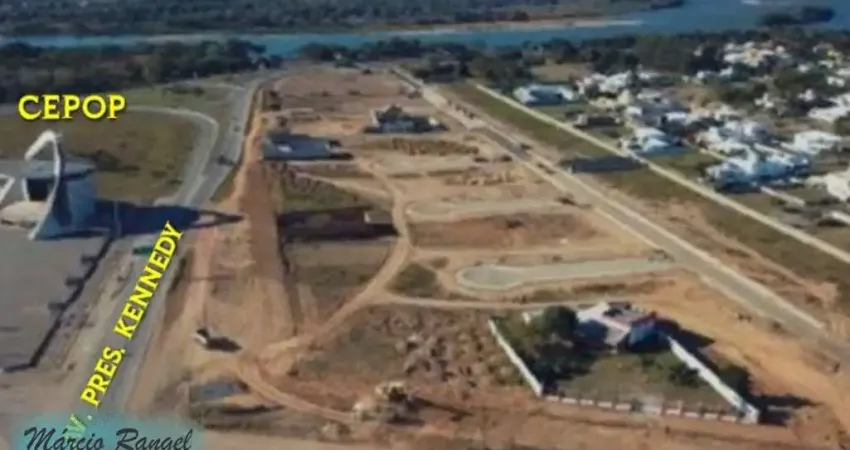 Terreno à venda no Parque Califórnia, Campos dos Goytacazes