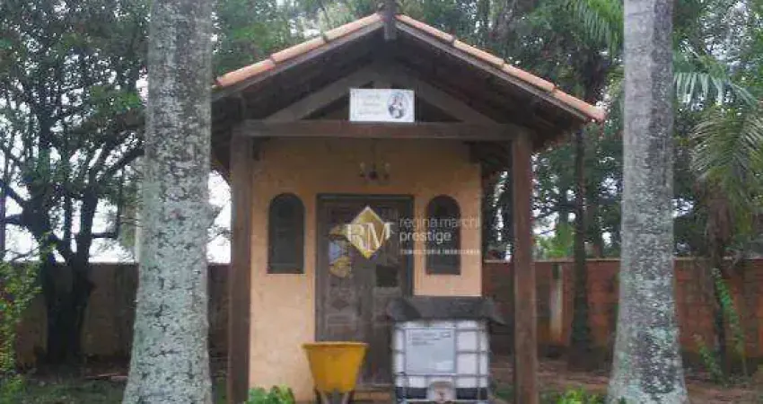 Chácara Espetacular em Local Tranquilo e Arborizado!
