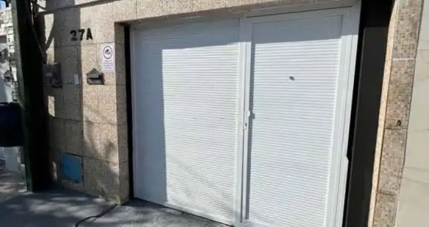 Casa para Venda em Fortaleza, Lagoa Redonda, 2 dormitórios, 2 suítes, 2 banheiros, 1 vaga