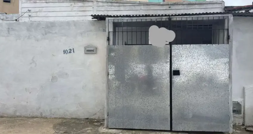 Casa para Locação em Fortaleza, Presidente Kennedy, 3 dormitórios, 3 suítes, 4 banheiros, 1 vaga