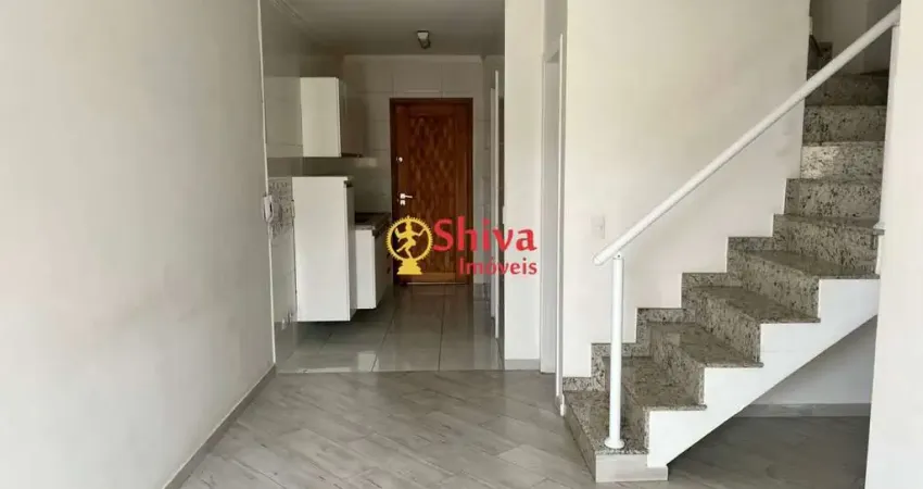 Sobrado em condomínio, a 160 metros do metrô penha, na vila aricanduva