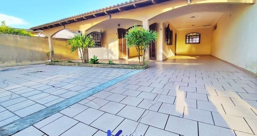 Casa com 2 quartos a venda em Matinhos