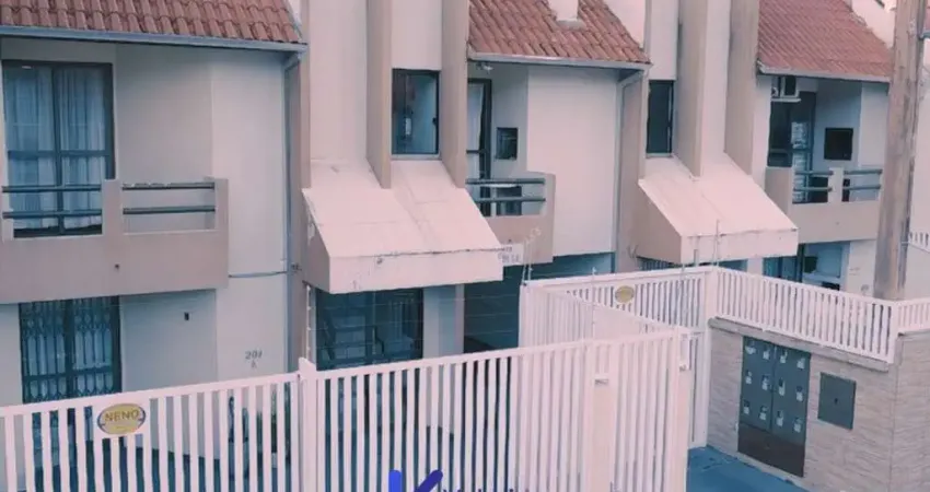 Casa com 3 quartos à venda na Rua Jacarezinho, 458, Caiobá, Matinhos
