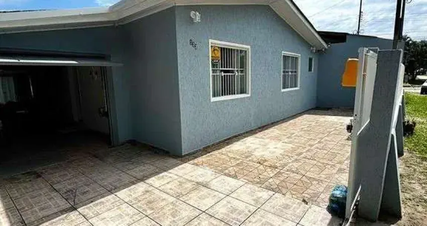 Casa 4 dormitórios faixa mar à venda no Marissol