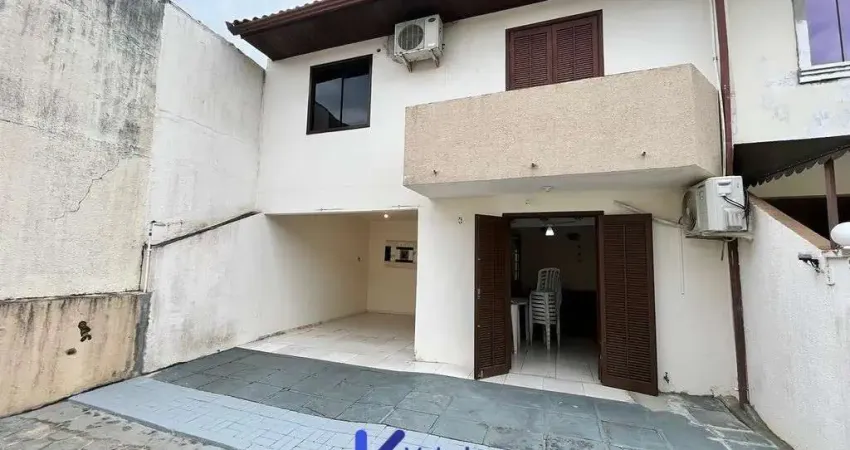 Casa com 3 quartos à venda na Avenida Paranaguá, Balneário Caravelas, Matinhos