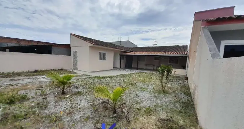 Casa 3 quartos a venda na praia