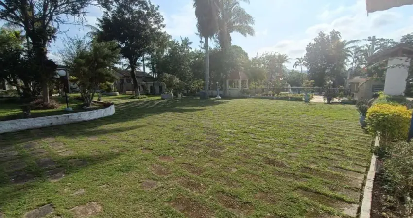 Chácara para Venda em Peruíbe, Caraminguava, 9 dormitórios, 2 suítes, 7 banheiros, 20 vagas