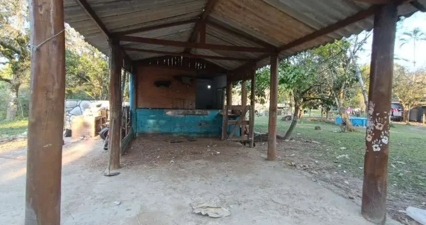 Chácara para Venda em Peruíbe, Caraguava, 2 dormitórios, 1 banheiro, 10 vagas