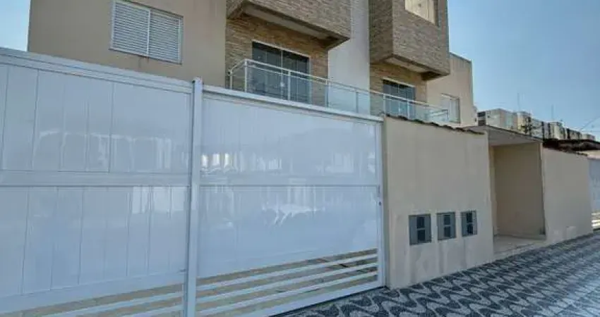 Casa Sobreposta para Venda em São Vicente, Vila Jockey, 2 dormitórios, 1 banheiro, 2 vagas