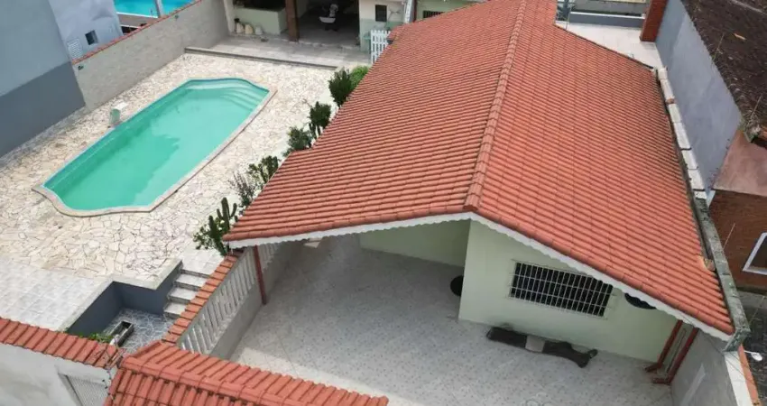 Casa para Venda em Itanhaém, Gaivota, 4 dormitórios, 2 suítes, 2 banheiros, 4 vagas
