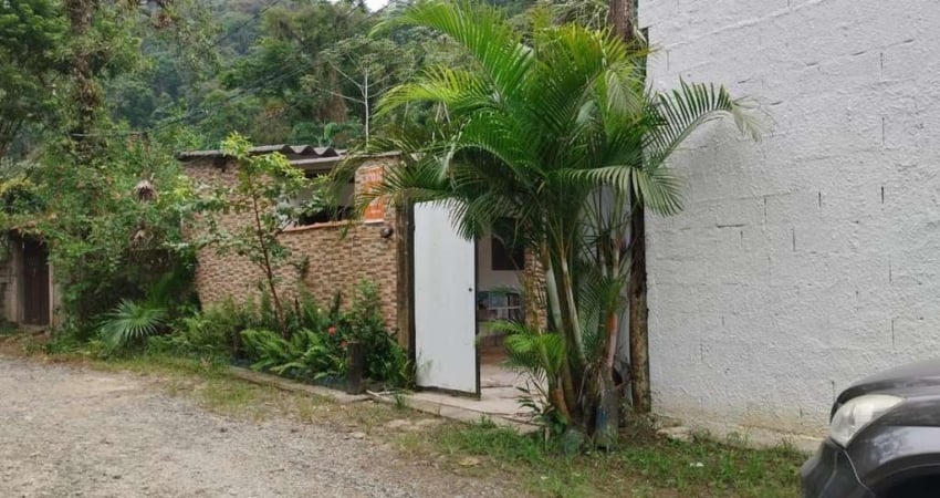 Chácara para Venda em Mongaguá, Agenor de Campos, 2 dormitórios, 1 suíte, 1 banheiro, 3 vagas