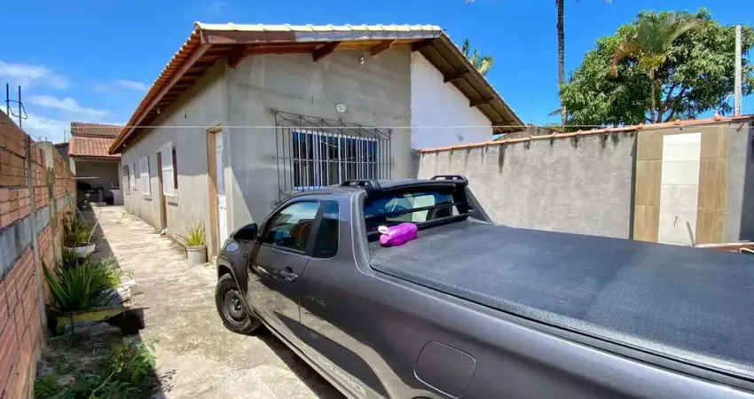 Casa para Venda em Itanhaém, Regina, 3 dormitórios, 2 banheiros, 1 vaga