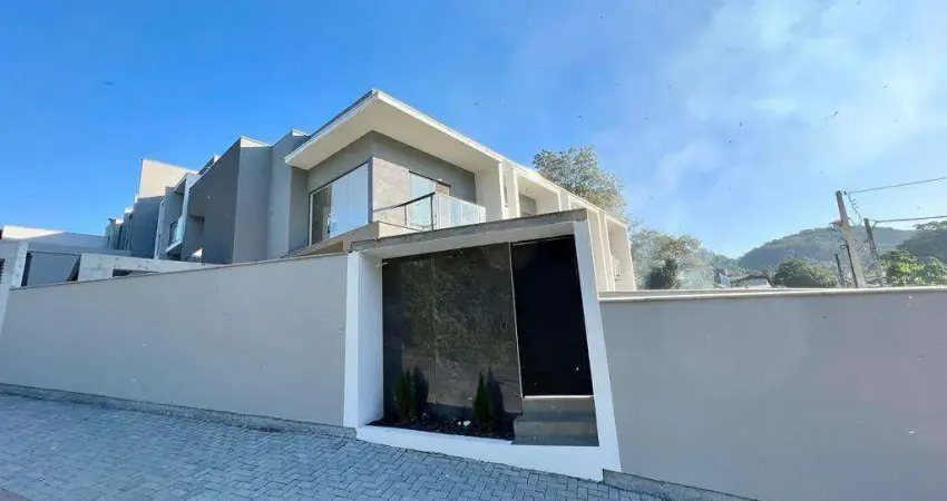 Sobrado com 3 dormitórios à venda, 110 m² por R$ 690.000,00 - Passo Manso - Blumenau/SC