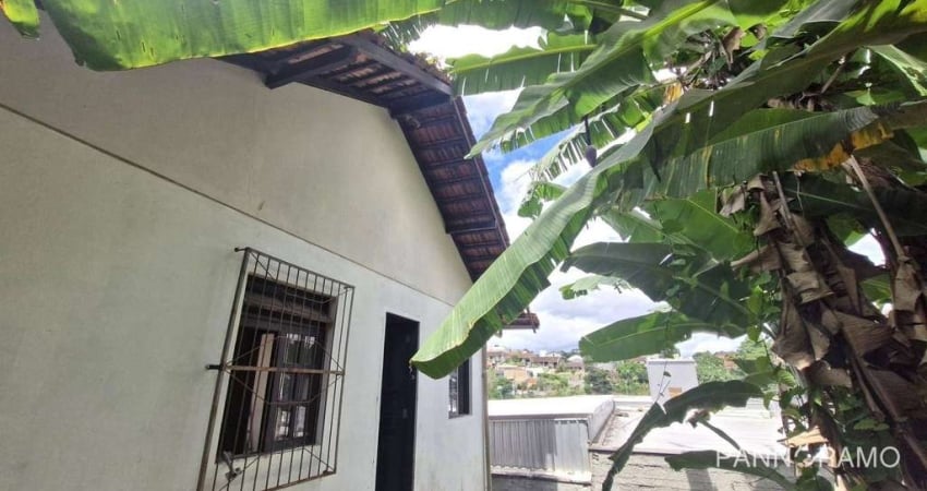 Casa com 2 dormitórios para alugar, 70 m² por R$ 1.500,00/mês - Fortaleza - Blumenau/SC