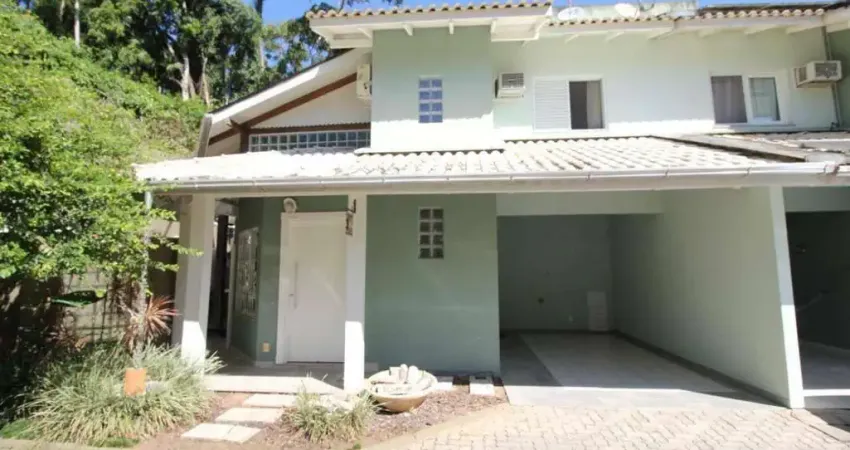 Casa com 2 suites em condomínio a à venda, 155 m² por R$ 900.000 - Vila Nova - Blumenau/SC