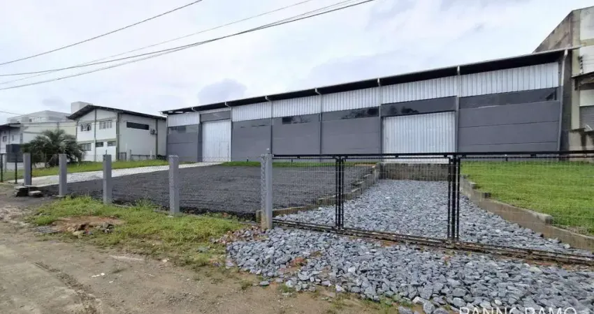 Galpão, 550 m² - venda por r$ 2.450.000,00 ou aluguel por r$ 20.200,00/mês - itoupava central - blumenau/sc