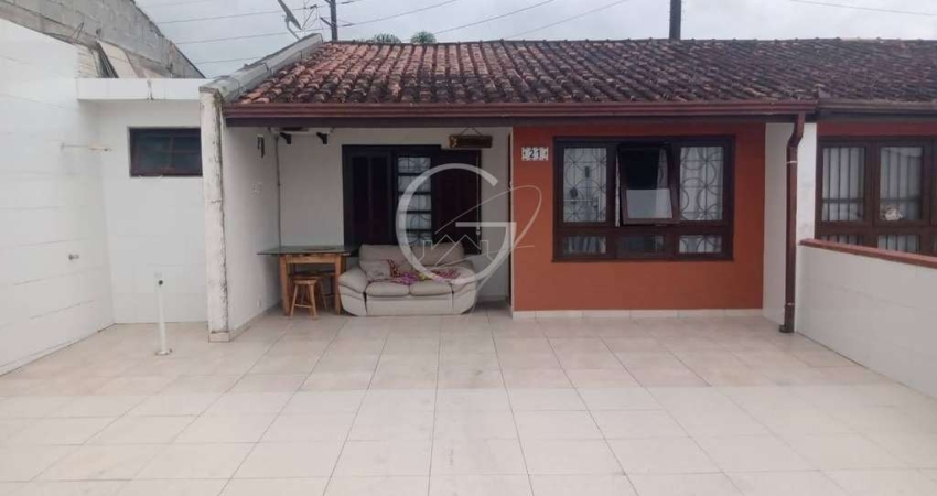 RESIDÊNCIA EM CONDOMINIO FECHADO COM 02 SUÍTES EM PRAIA DE LESTE!! (AVERBADA)