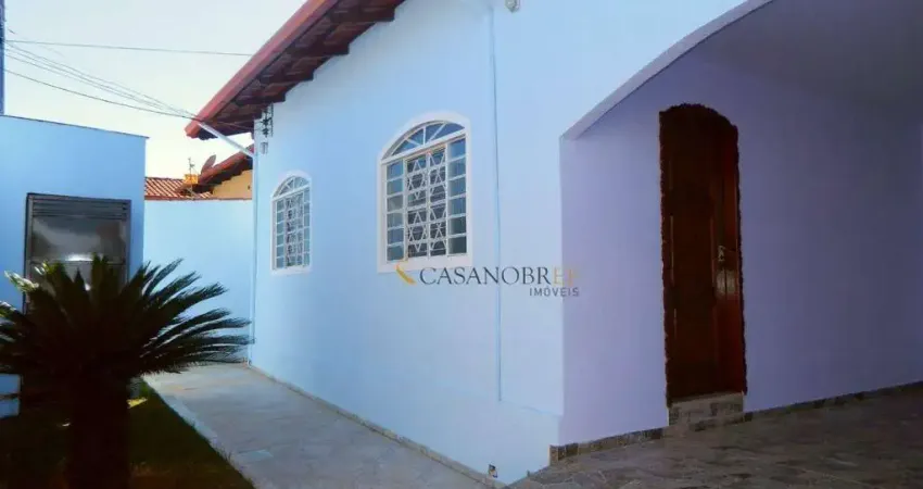 Casa com 3 dormitórios à venda por R$ 490.000,00 - São Carlos - Anápolis/GO