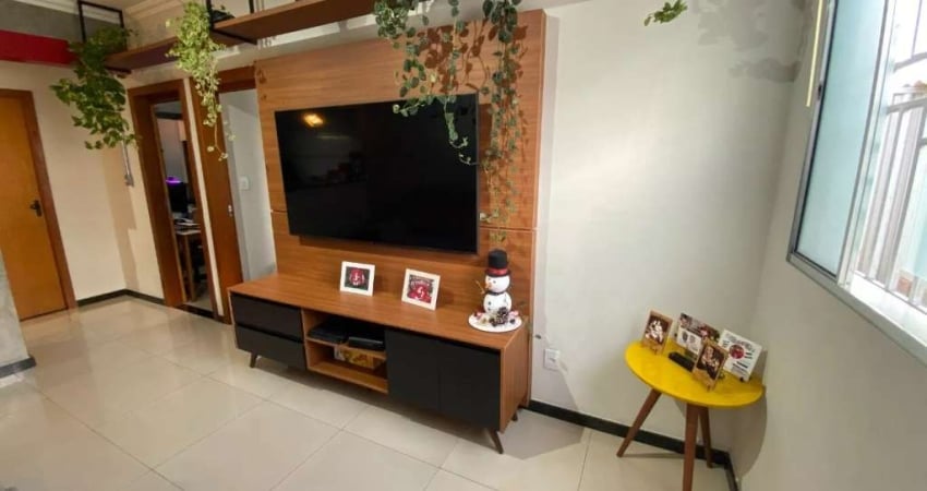 Casa para venda, 2 quartos com Area Privativa no Jaqueline, Belo Horizonte - CA3006