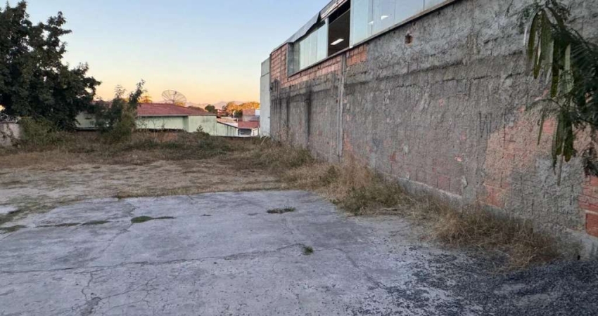 Terreno à venda na Rua Érico Veríssimo, 1335, Santa Mônica, Belo Horizonte