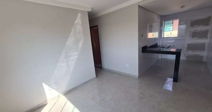 Apto de 3 qtos e 2 vagas em ótima localização no B. Sta Mônica - AP3329