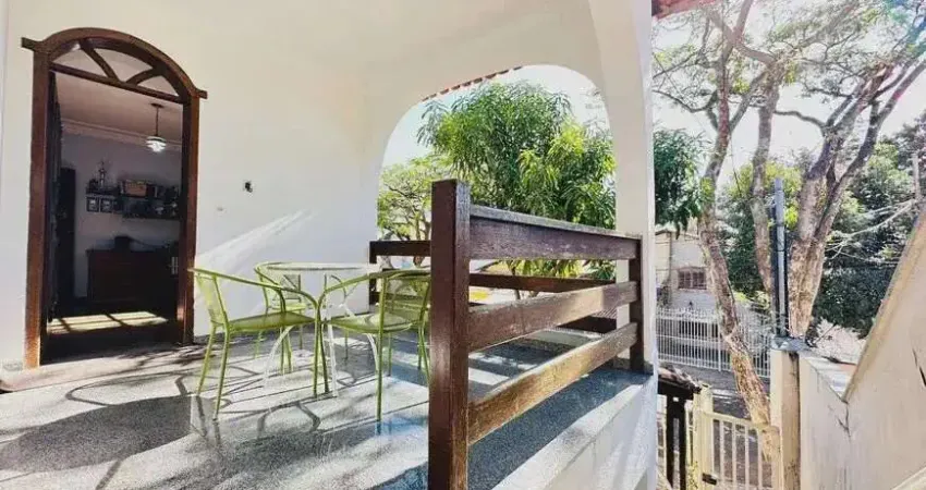 Casa Colonial de 3 quarto(s),  Santa Amélia, Belo Horizonte - CA3331