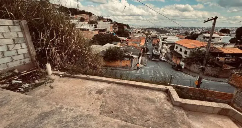 Casa individual em lote inteiro no jardim dos comerciários - venda nova - CA3485