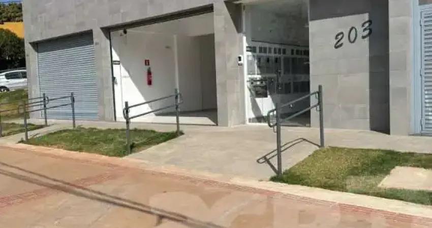 Loja comercial com fachada moderna no coração do rio branco! - co3684