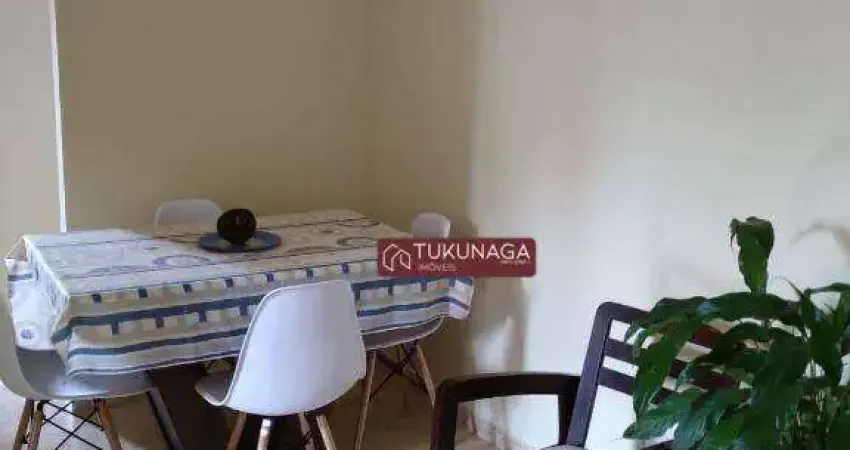 Apartamento com 2 dormitórios à venda, 67 m² por R$ 305.000,00 - Vila Galvão - Guarulhos/SP
