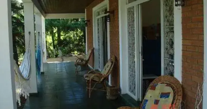 Chácara com 4 dormitórios, 2500 m² - venda por R$ 1.650.000,00 ou aluguel por R$ 6.756,00 - Chácaras Fernão Dias - Atibaia/SP