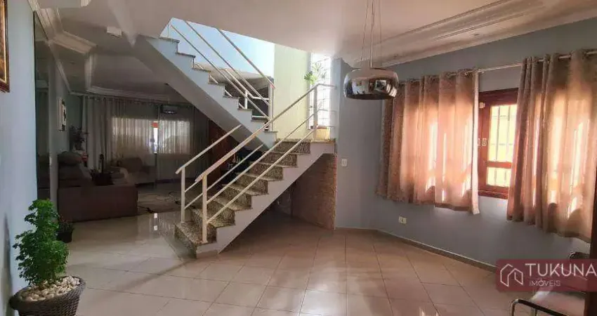 Sobrado com 3 dormitórios à venda, 192 m² por R$ 1.350.000,00 - Vila Galvão - Guarulhos/SP