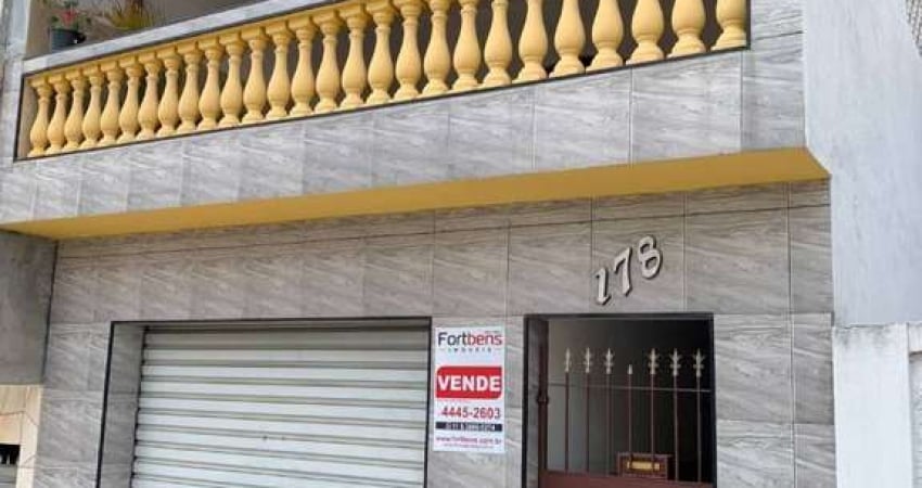 Sobrado Para Vender com 5 quartos no bairro Região Central em Caieiras
