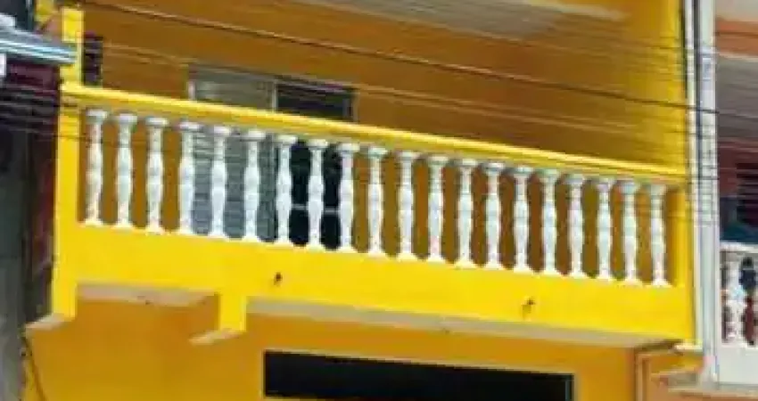 Sobrado Para Vender com 3 quartos no bairro Jardim Marcelino em Caieiras