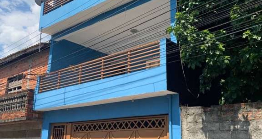 Sobrado Para Vender com 3 quartos 1 suítes no bairro Laranjeiras em Caieiras
