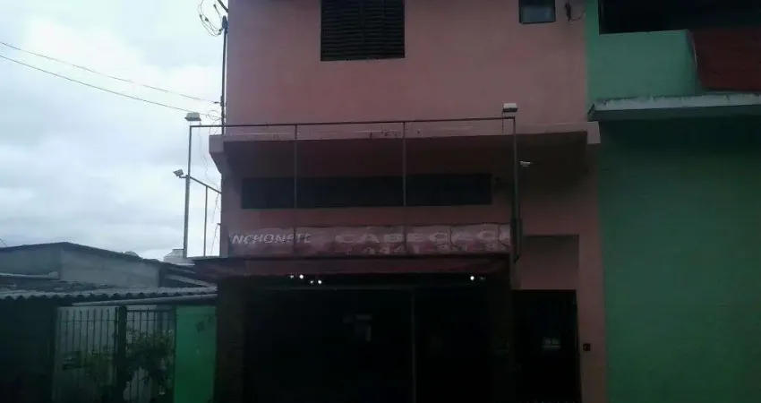 Sobrado Para Vender com 3 quartos no bairro Laranjeiras em Caieiras