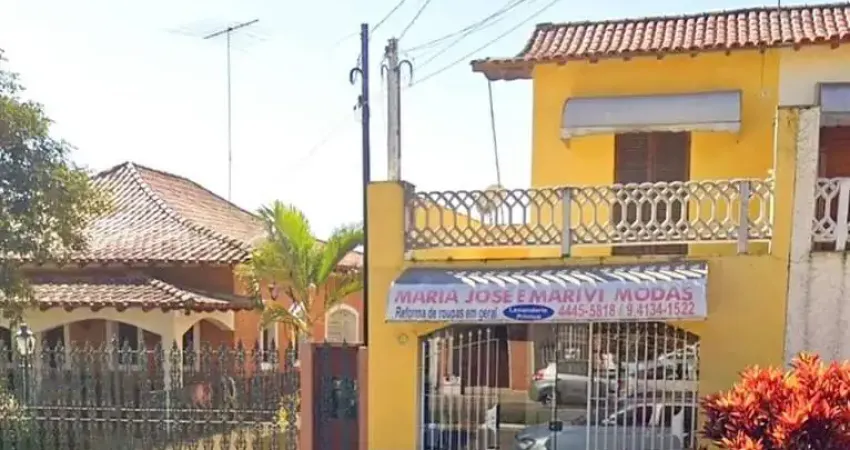 Sobrado Para Vender com 2 quartos no bairro Região Central em Caieiras