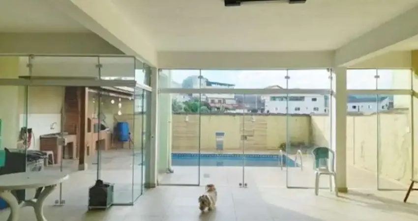 Sobrado para Venda no Jardim Guapira, excelente localização, próximo ao Clube de Campo Atlético, 4 suítes, lazer e 3 vagas